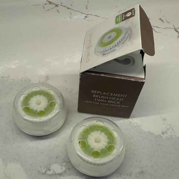 NEW IN BOX! Clairsonic 2-PACK Acne Cleansing Replacement Brush Heads - Picture 1 of 2
